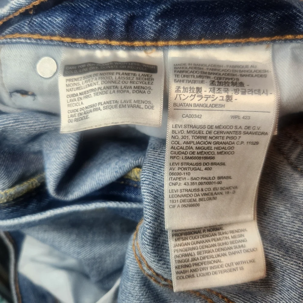 Levi 550 Jeans Mens 40x32 Medium Wash 5 Pocket‎ Red Tab Relaxed Fit Straight Leg